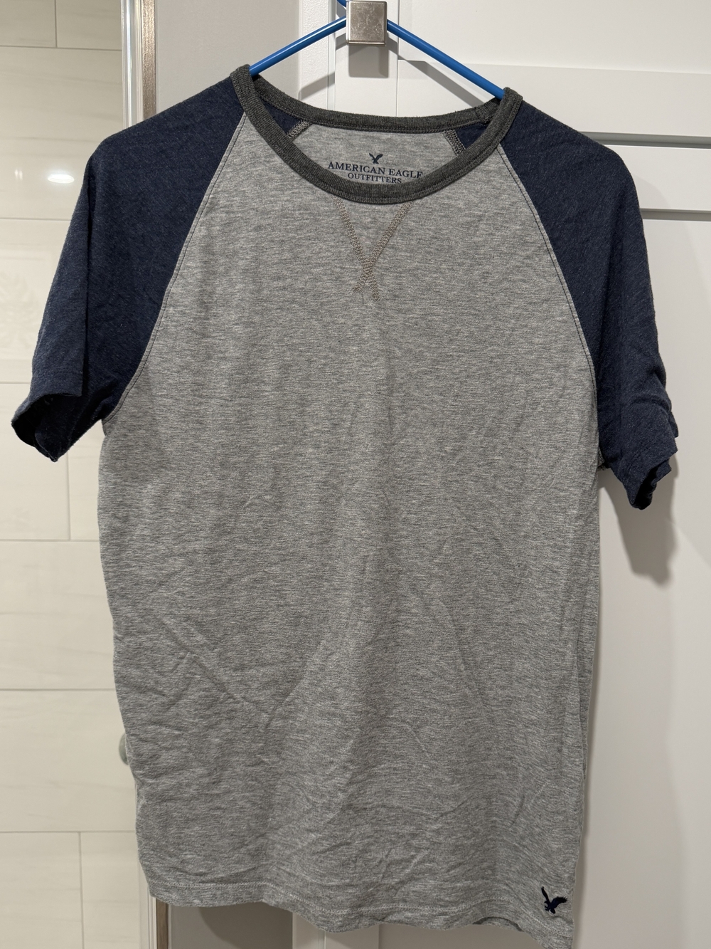 Men's American Eagle Outfitters Raglan Short Sleeve Tee